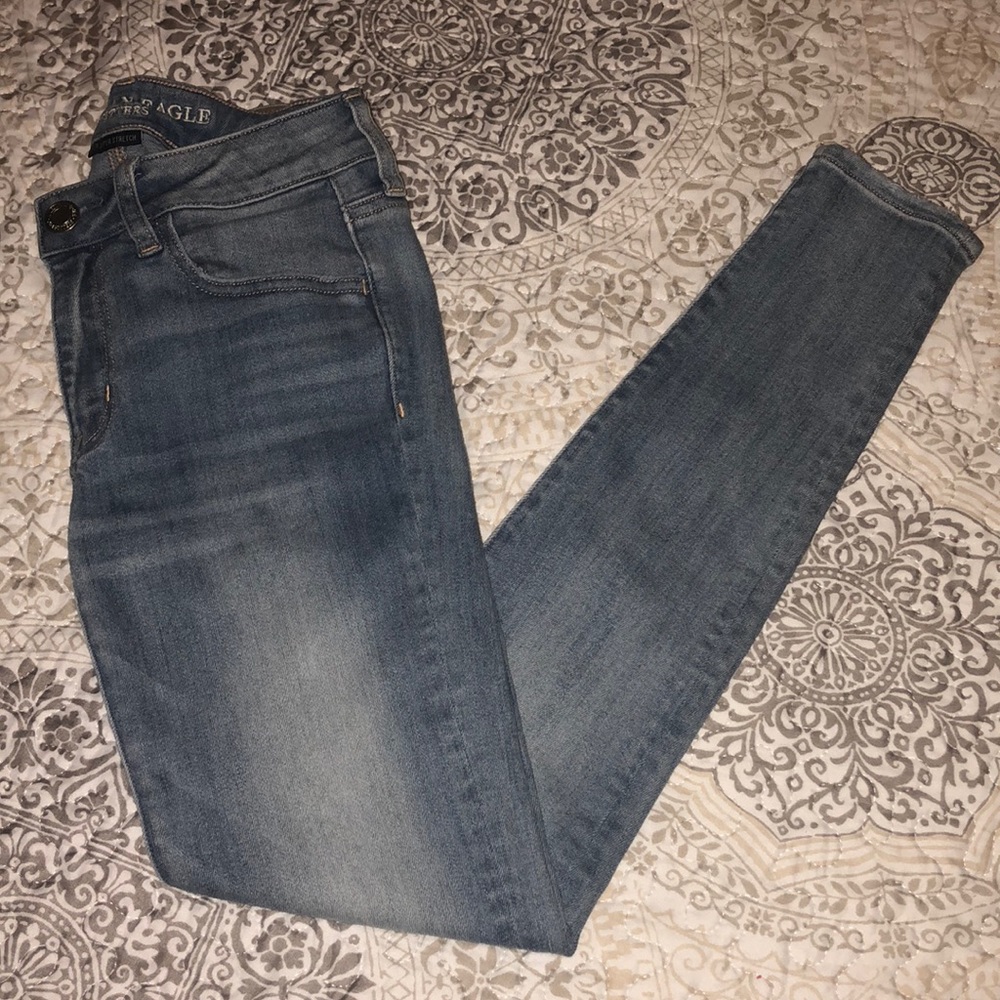Light wash straight  jeans